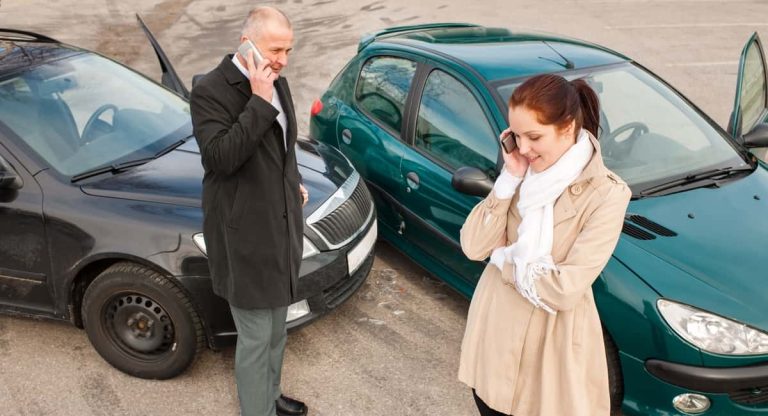 Finding the Right Auto Accident Attorney: A Comprehensive Guide to Hiring a Knowledgeable and Experienced Lawyer Near You”